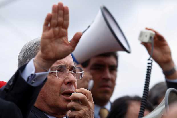 Álvaro Uribe Vélez. 