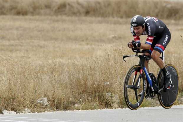 El holandés Tom Dumoulin (Team Giant - Alpecin) fue el ganador de la esperada de la cronómetro. 