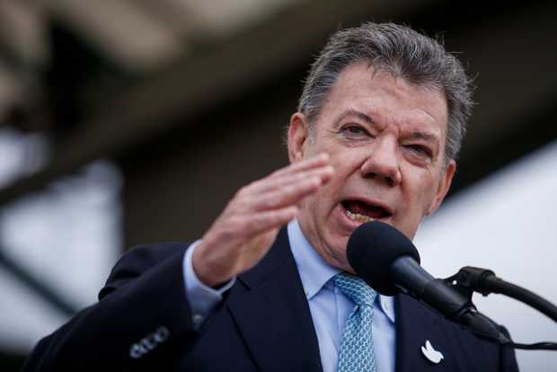 Juan Manuel Santos confirma su visita a Estados Unidos el próximo mes.