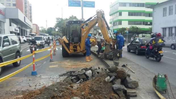 El daño es entre las calles 37 y 38 por el sector de Casa López, en el alineamiento de la conducción 9''