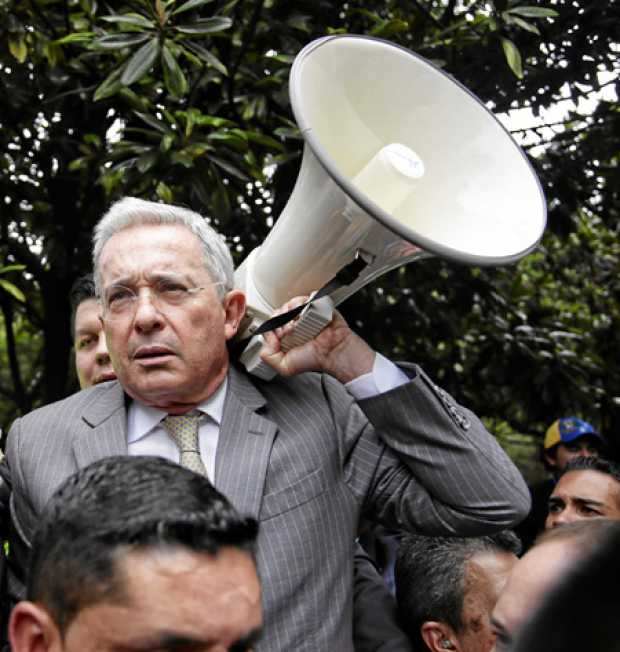 El fallo de tutela podrá ser impugnado por la defensa de Álvaro Uribe Vélez ante la Corte Suprema de Justicia. El fallo de tutela podrá ser impugnado por la defensa de Álvaro Uribe Vélez ante la Corte Suprema de Justicia.