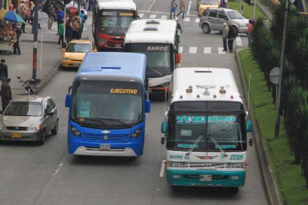 Manizaleños se movilizan más en transporte público y a pie