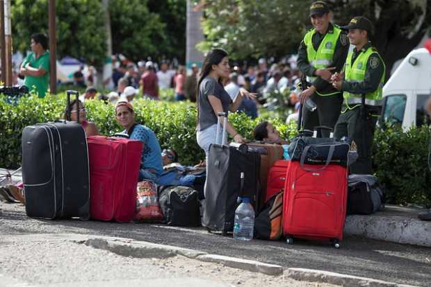 Colombia alista campos de refugiados para venezolanos