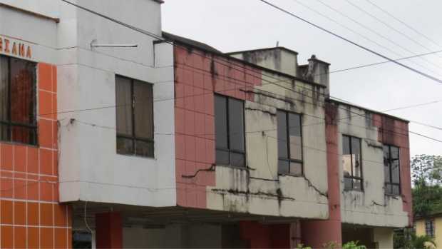 Edificio municipal de Anserma en mal estado