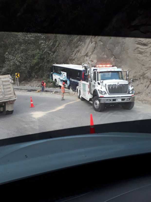 Un bus se accidentó ayer en la vía Honda-Guaduas