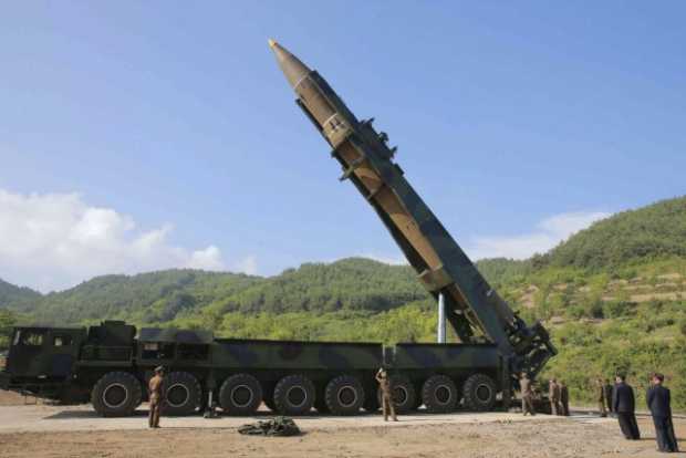 Corea del Norte lanza un misil hacia el Mar de Japón