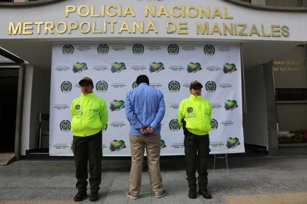 El taxista capturado tiene 49 años. No se muestra el rostro, pese a que aceptó cargos, a la espera de que le dicten sentencia. El taxista capturado tiene 49 años. No se muestra el rostro, pese a que aceptó cargos, a la espera de