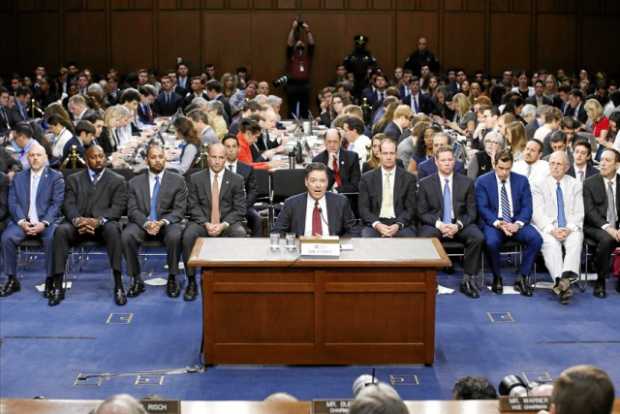 Foto | EFE | LA PATRIA El exdirector del FBI James Comey testifica ante el Comité de Inteligencia del Senado de EEUU. Foto | EFE | LA PATRIA El exdirector del FBI James Comey testifica ante el Comité de Inteligencia del Senado de EEUU.