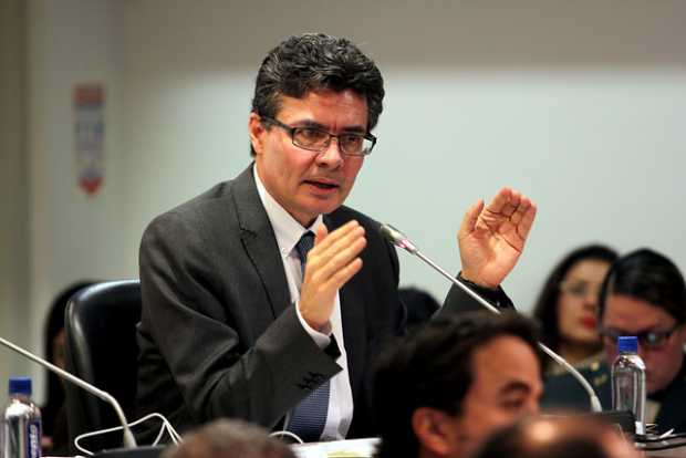 Ministro de salud, cáncer, Alejandro Gaviria
