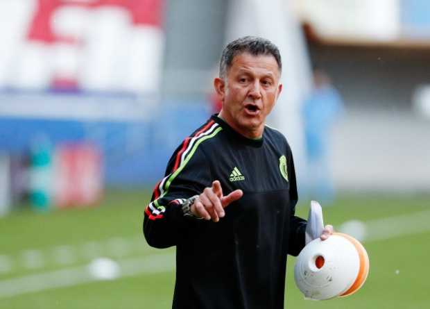 Foto | EFE | LA PATRIA  Juan Carlos Osorio, técnico de México que pasó por el Once Caldas.