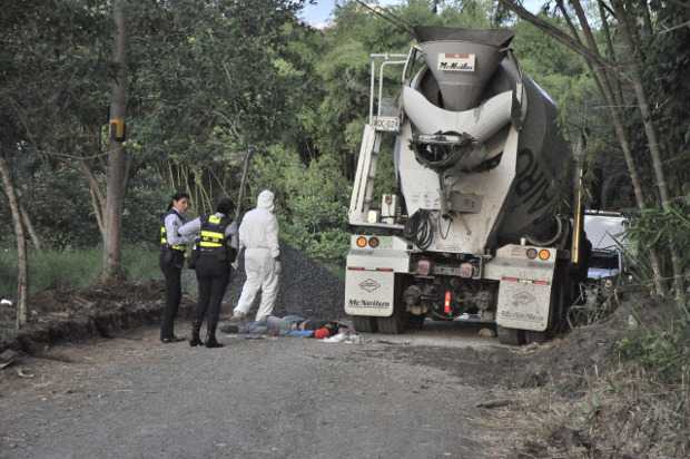 Al caldense lo aprisionó una mezcladora cuando realizaba trabajos en Pereira. Al caldense lo aprisionó una mezcladora cuando realizaba trabajos en Pereira.