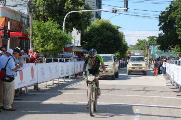 Se exigieron por carrera del Renacimiento, que se corrió en La Dorada