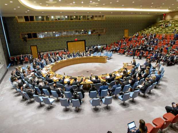  Fotografía cedida por la ONU que muestra al pleno del Consejo de Seguridad votando que su misión en Colombia verifique el cese 