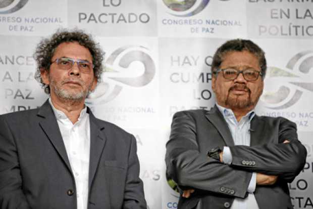 Pastor Alape e Iván Márquez participaron por las Farc en la reunión con el fiscal y ministros para acordar precisiones sobre el 