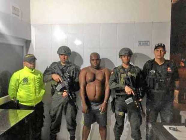 Alias el Calvo es señalado de ser cabecilla del grupo de crimen organizado residual La Gente del orden, que delinque en Tumaco (