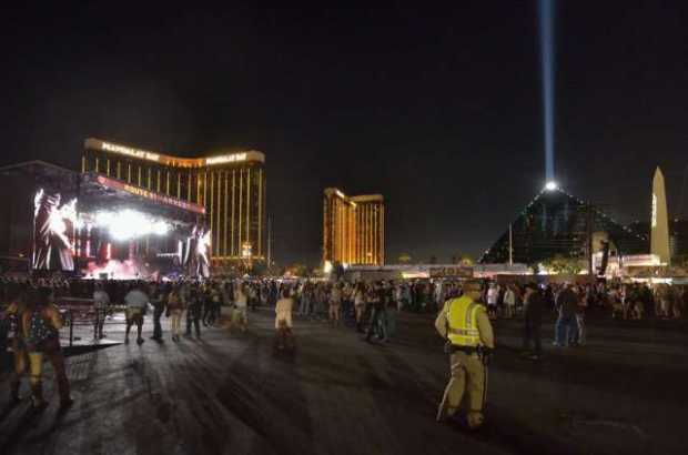 Al menos 50 muertos en un tiroteo durante un concierto en Las Vegas (EE.UU.)