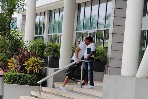 Llegan las figuras de Colombia para recibir a Paraguay Llegan las figuras de Colombia para recibir a Paraguay