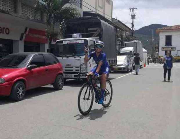 Diana Peñuela ganó la primera etapa de la Vuelta a Colombia Femenina