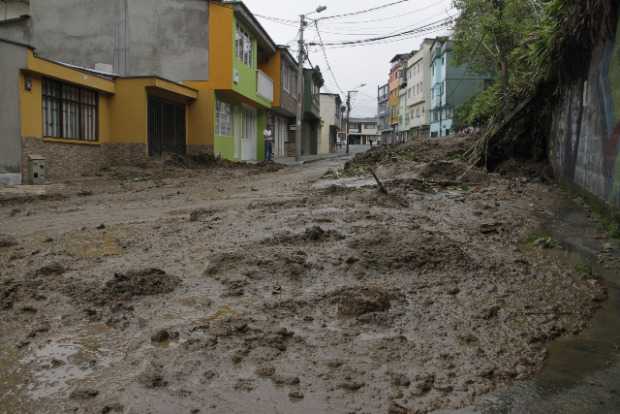 Van tres derrumbes en un mismo lote del barrio San Jorge en Manizales
