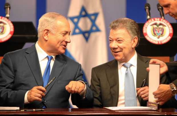 Foto | EFE | LA PATRIA El primer ministro de Israel, Benjamín Netanyahu; y el presidente de Colombia, Juan Manuel Santos. Foto | EFE | LA PATRIA El primer ministro de Israel, Benjamín Netanyahu; y el presidente de Colombia, Juan Manuel Santos.