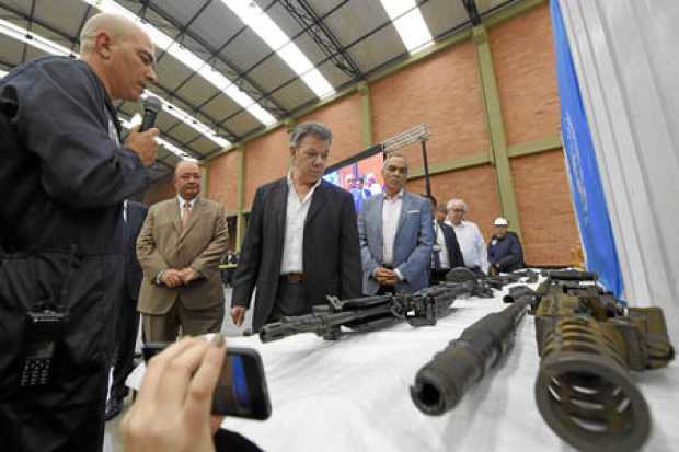 Tras ser inhabilitadas, las armas se convertirán en tres monumentos que se instalarán en la sede de la ONU, Cuba -donde tuvieron