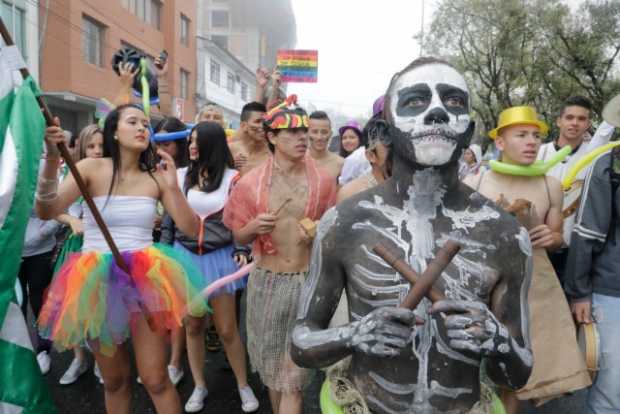 Colegios de Manizales les caminan a los derechos 