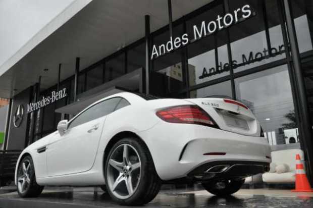 La nueva vitrina de Mercedes Benz y Andes Motors se encuentra ubicada en la carrera 17 # 9-83 Pinares, contiguo a Carulla de Per