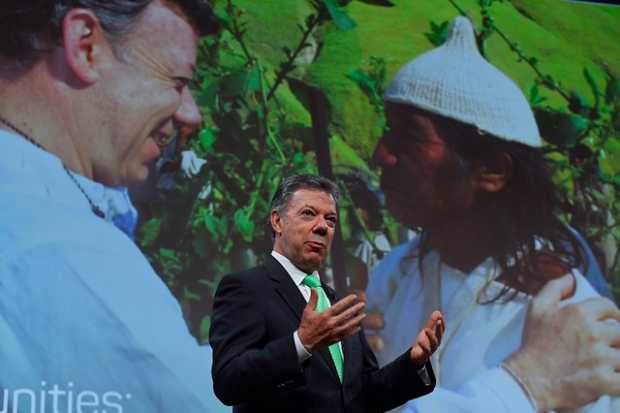 El presidente de Colombia recibió el reconocimiento de la Nacional Geographic Society. 