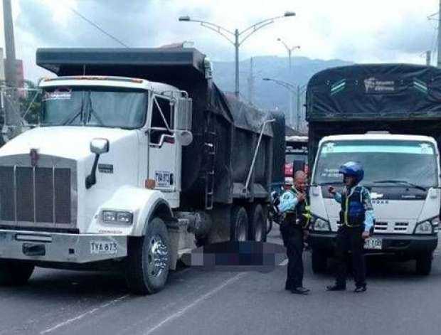 El accidente ocurrió en la Autopista Sur.