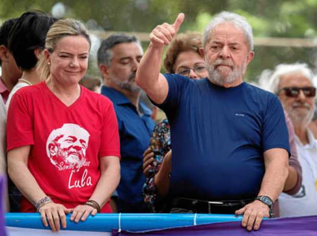 El expresidente Luiz Inácio Lula da Silva (2003-2010) sacó a 28 millones de brasileños de la pobreza y elevó la imagen del país 