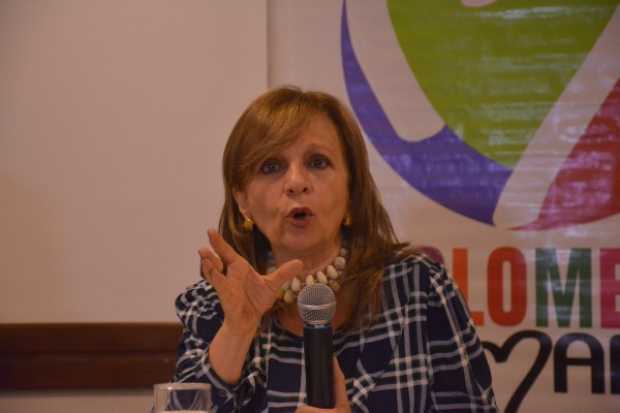 Ángela María Robledo, fórmula de Petro, llama a hacer alianza