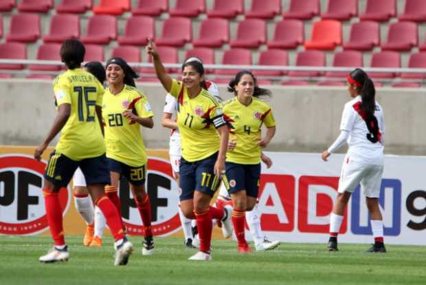 La Selección Colombia Femenina sigue en racha en la Copa América y goleó 3-0 a Perú 