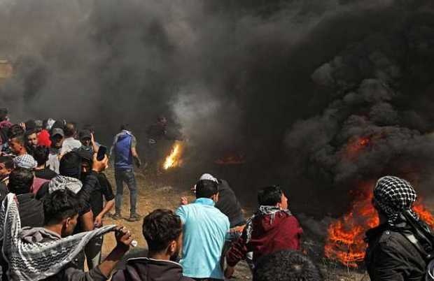 Los participantes aseguran que continuarán las marchas, que comenzaron el pasado viernes, y terminarán este 15 de mayo, Día de la Nakba (Catástrofe), cuando conmemoran el exilio que para ellos supuso la creación del Estado de Israel. Los participantes aseguran que continuarán las marchas, que comenzaron el pasado viernes, y terminarán este 15 de mayo, Día de l
