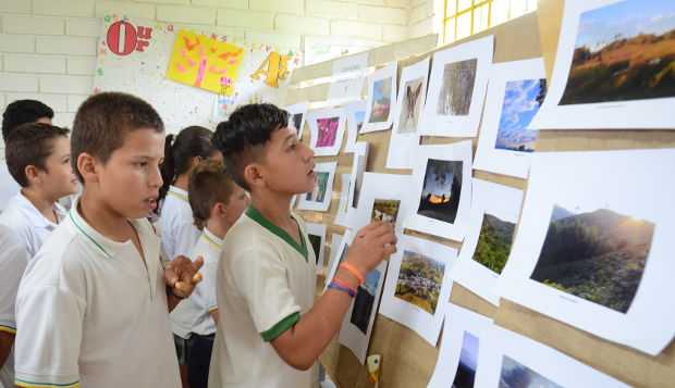 concurso de fotografía en colegio de La Cabaña 