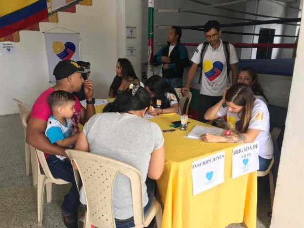 En el Coliseo Mayor se realizó ayer una jornada de atención en salud y social para migrantes venezolanos.