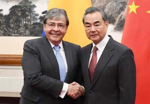 Colombia estrecha su relación con China