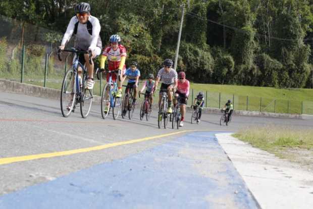 Pista de ciclismo de la Universidad de Caldas quedó como nueva