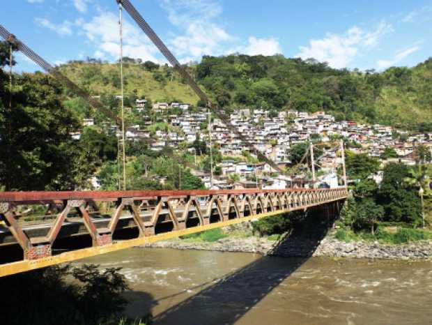 Gobierno invertirá en puentes de Bocas y Arauca