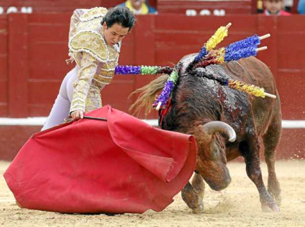 compatriotas, Paco Perlaza y Luis Miguel Castrillón.