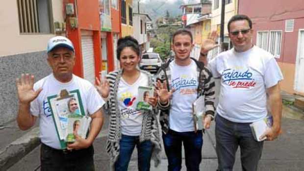 Compromiso con Fajardo Manzanares. Delegaciones de partidos en apoyo a sus candidatos se observan por estos días por los municip