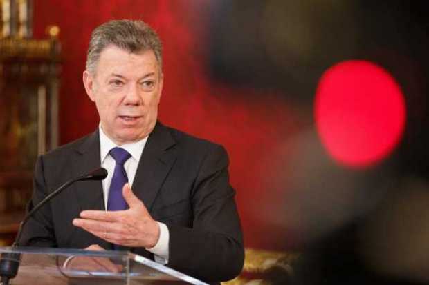 Los pendientes del presidente-periodista Los pendientes del presidente-periodista