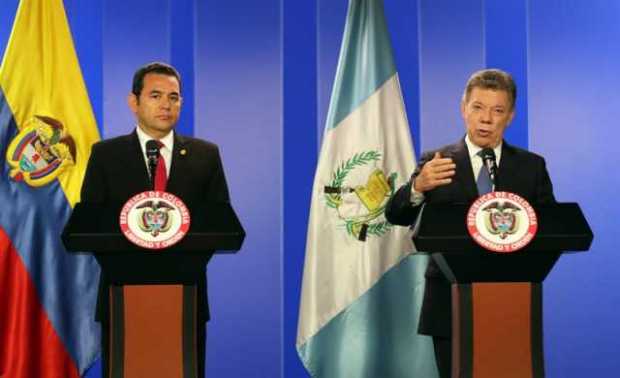 Santos reitera su llamado a que se restablezca la democracia en Venezuela Santos reitera su llamado a que se restablezca la democracia en Venezuela