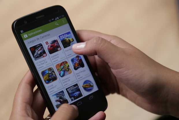 Policía anuncia que crear perfiles falsos para dañar a terceros es un delito Policía anuncia que crear perfiles falsos para dañar a terceros es un delito