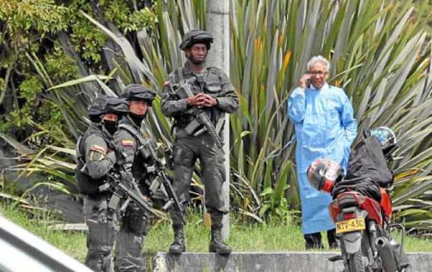 El director del Instituto de Medicina Legal, Carlos Valdés, confirmó ayer que los dos cuerpos hallados en una fosa en Nariño cor