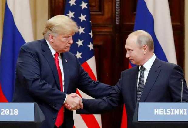  El presidente estadounidense, Donald J. Trump, y su homólogo ruso, Vladimir Putin