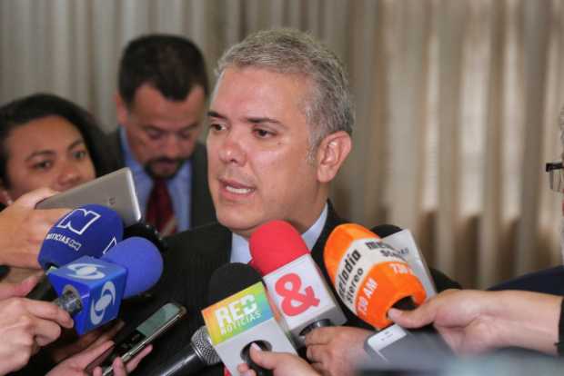 "Estamos seguros de su honorabilidad": Iván Duque respecto a Álvaro Uribe 
