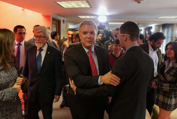 Iván Duque ratifica su apoyo a la consulta anticorrupción 