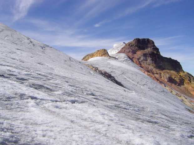 Volcan Nevado del Santa Isabel 