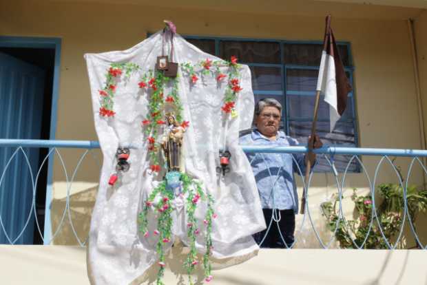 Tres historias de mujeres que viven a los pies de la Patrona, Nuestra Señora del Carmen