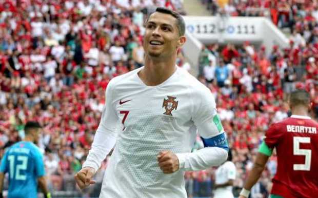 De la mano de Ronaldo, Portugal rumbo a octavos